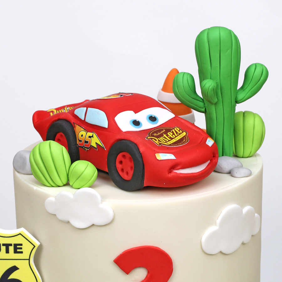 Cars themed cake