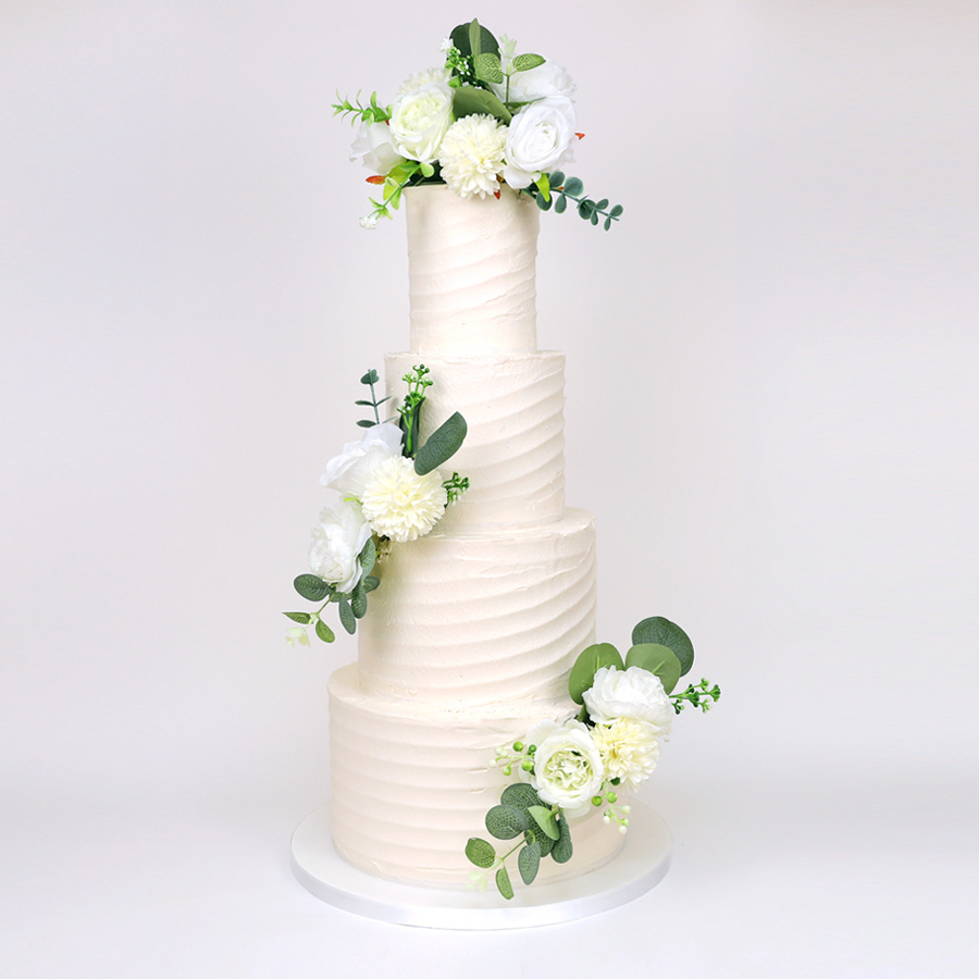 Diagonal textured wedding cake