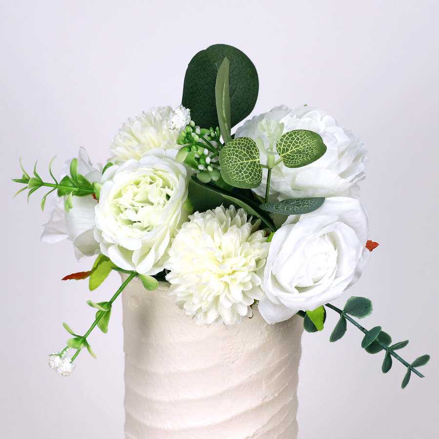 Diagonal textured wedding cake