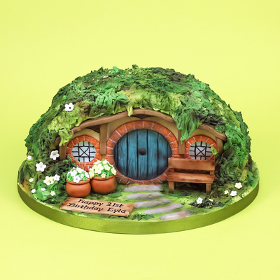 Hobbit house cake