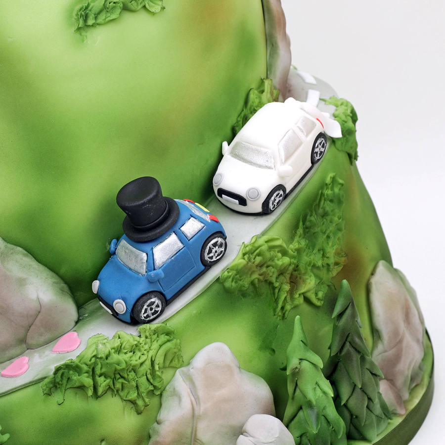 Mountain wedding cake